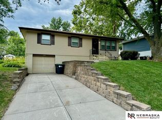 14141 N St, Omaha, NE 68137
