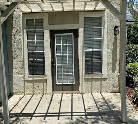 4th image of 13703 Richmond Park Dr N APT 2101