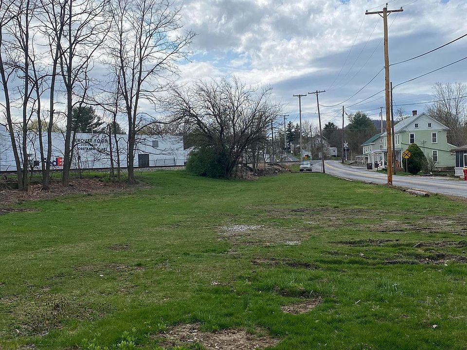 2nd image of 1841 Carrolls Tract Rd