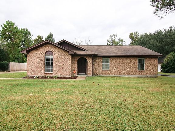 3rd image of 5608 Longshadow Dr