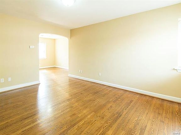 5th image of 6851 Plymouth Ave #A