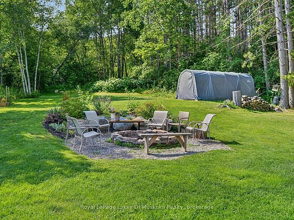 3rd image of 305 Doe Lake Rd