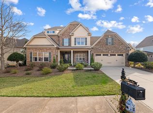 15 Knights Valley Dr, Greer, SC 29650