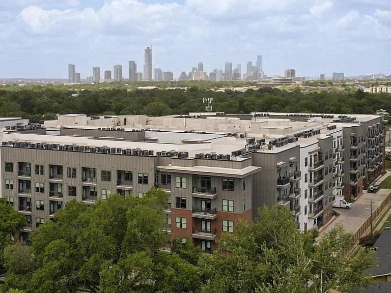 The Goodwin Apartments — Photo 27