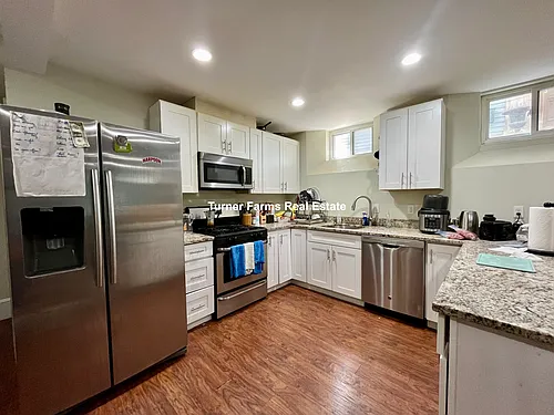 231 Norfolk St #1A Photo 1