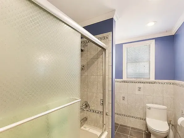 800 Vosseller Ave, Martinsville, NJ 08836