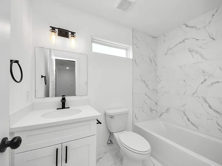 8021 Birmingham St #B — Photo 17
