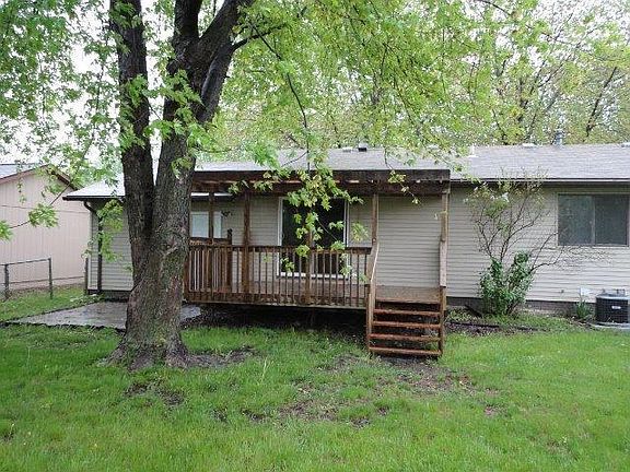 3rd image of 85 Heritage Dr