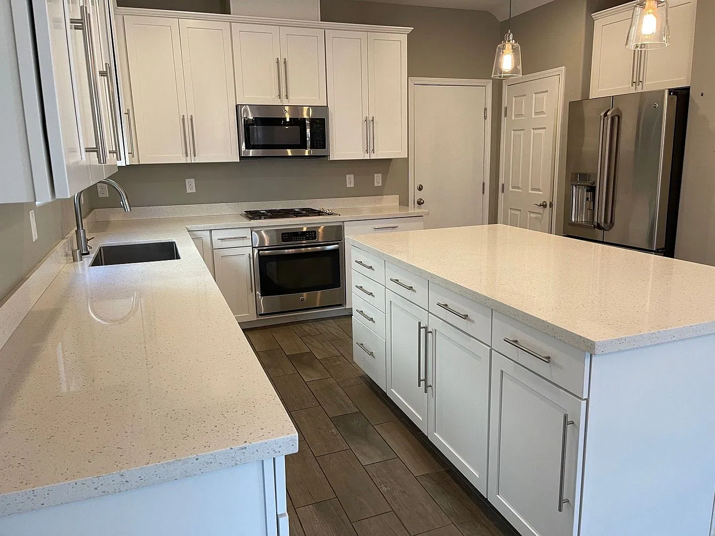 Upgraded Home in Henderson's Cadence, Master Planned Community — Photo 4