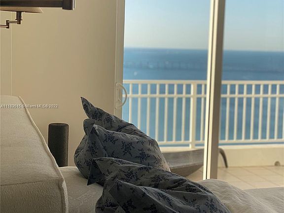 4th image of 801 Brickell Key Blvd #Penthouse 03