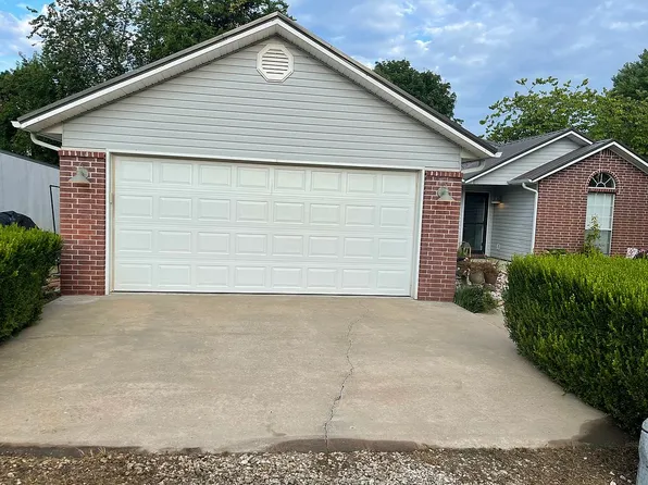 1469 N Sunshine Rd, Fayetteville, AR 72704