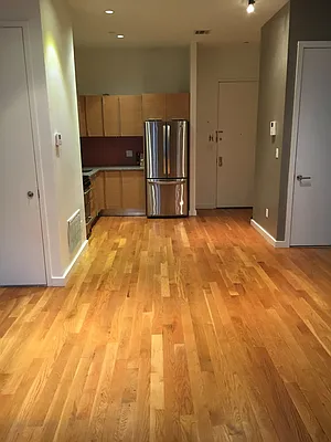 Rented by Metro Prop NY Corp | media 4