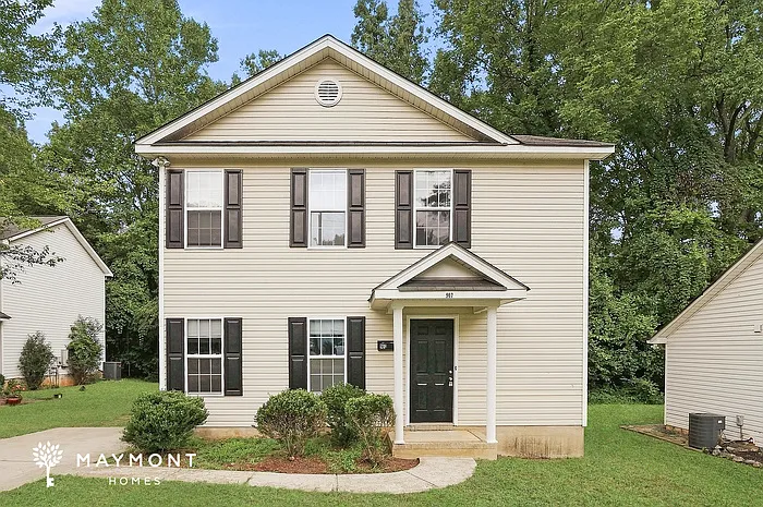 907 Tennyson Dr