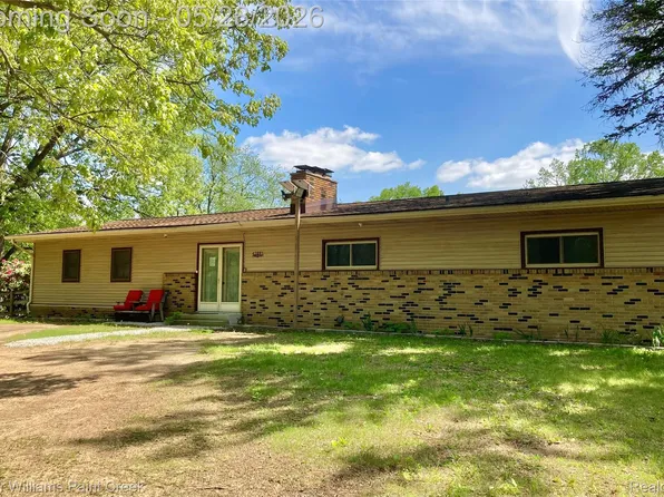42891 Bemis Rd, Belleville, MI 48111