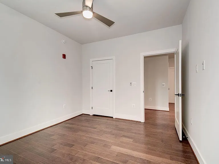 1411 Key Blvd #406 — Photo 25