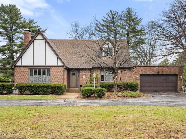 1015 Lowden Rd, Streator, IL 61364