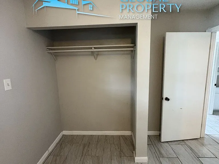 915 Shawnee Ct — Photo 5