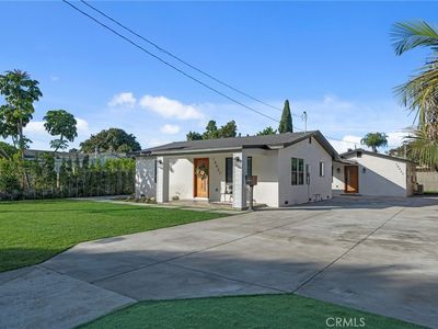 10427 Beach St, Bellflower, CA, 90706