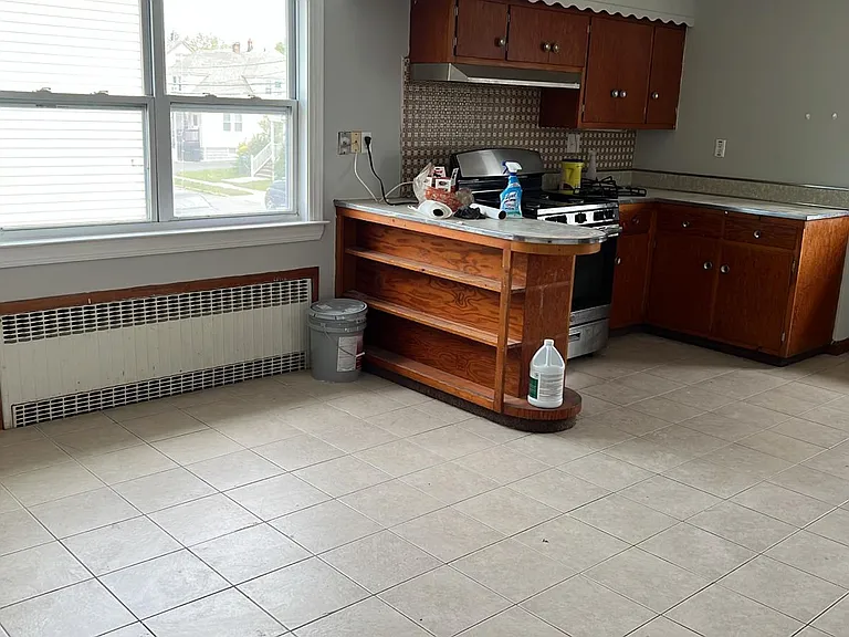 2 Coolidge Ave #2F — Photo 8