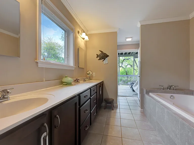 10 Upper Firestone Rd — Photo 13