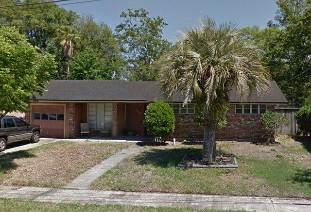 1st image of 3265 Victoria Ct E