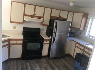 11 Hillcrest West #11, Portland, ME 04103