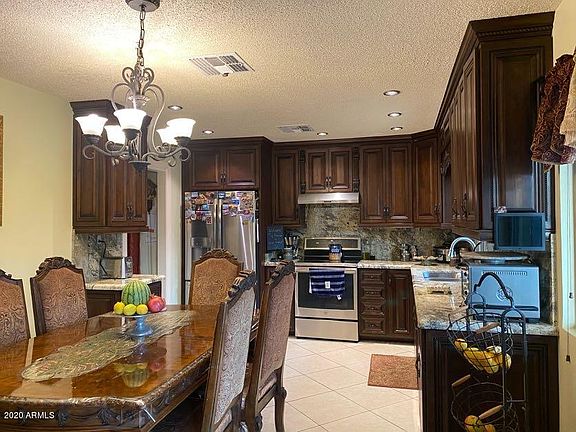 5th image of 2239 W Jacinto Cir