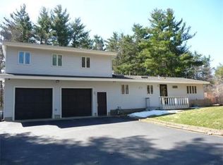 73 Jordan St, North Chelmsford, MA 01863