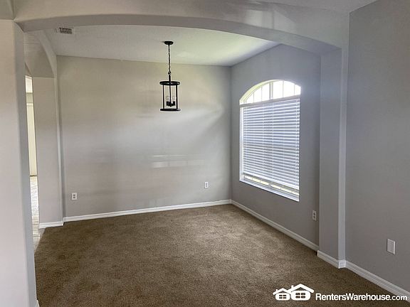 5th image of 1580 The Oaks Blvd