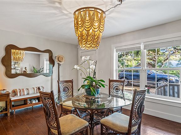 5th image of 456 Holly Rd