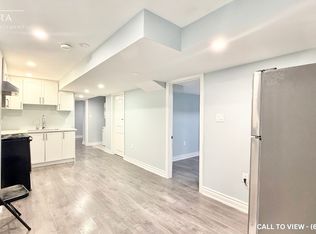 26 Watersplace Ave #2, Ajax, ON L1Z 0H5