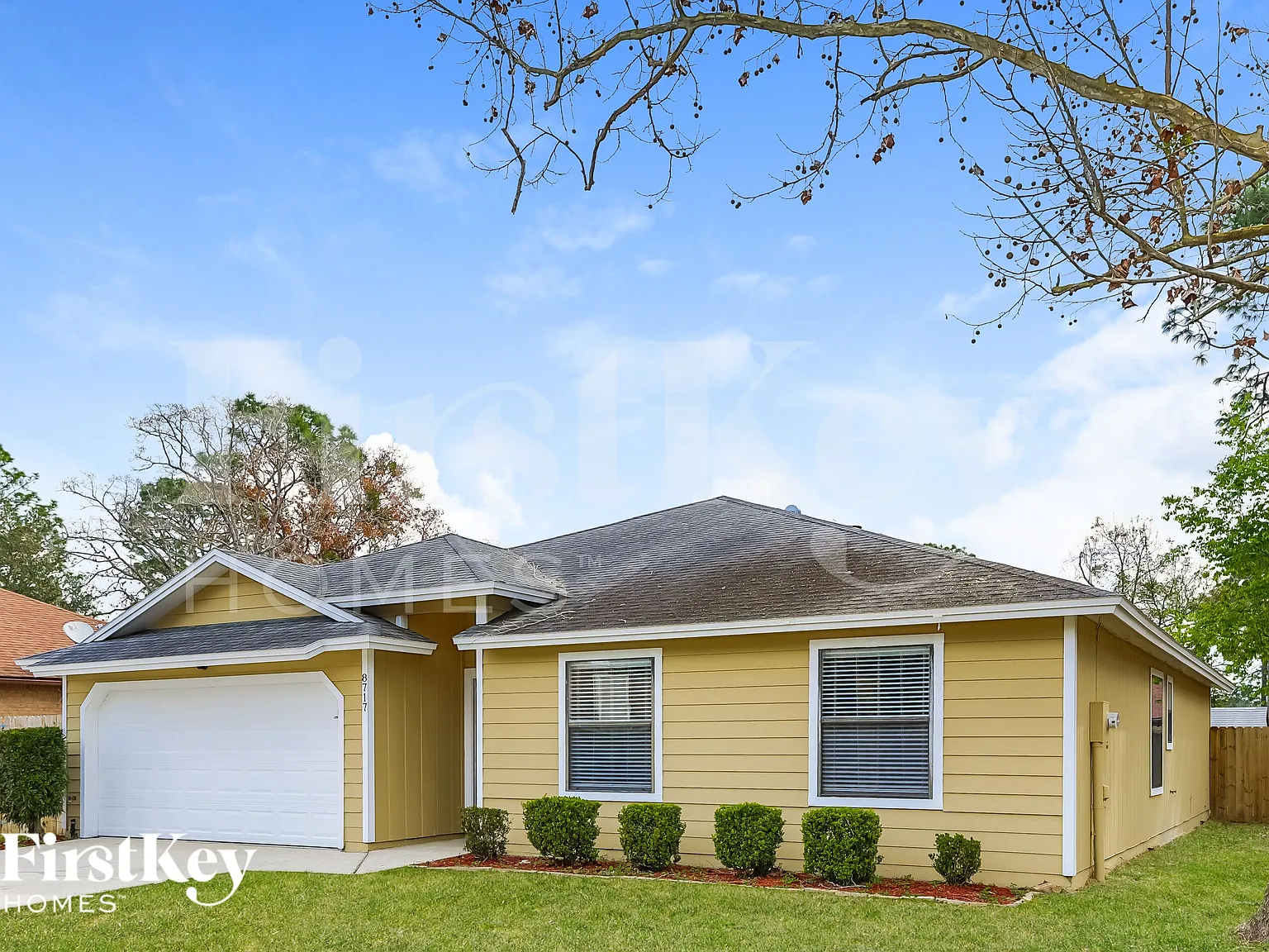 4 bed, 2.0 bath, 1802 sqft, $1,985 — Photo 2