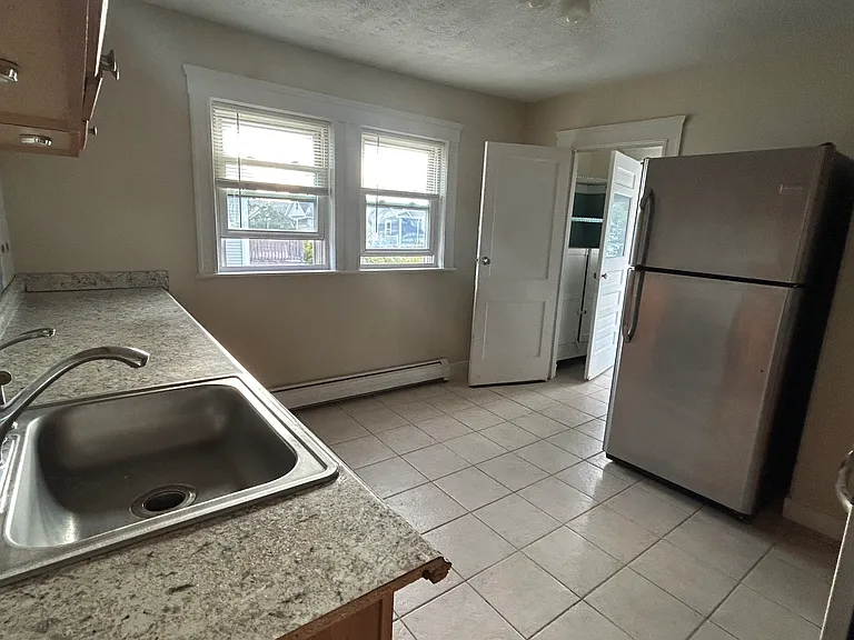 31 Harvard St #2 — Photo 3