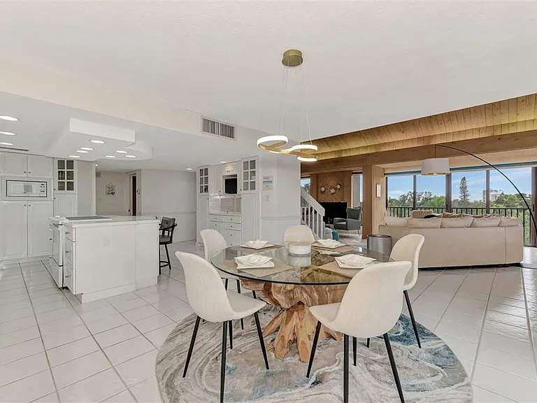 4900 Ocean Blvd #501 — Photo 22