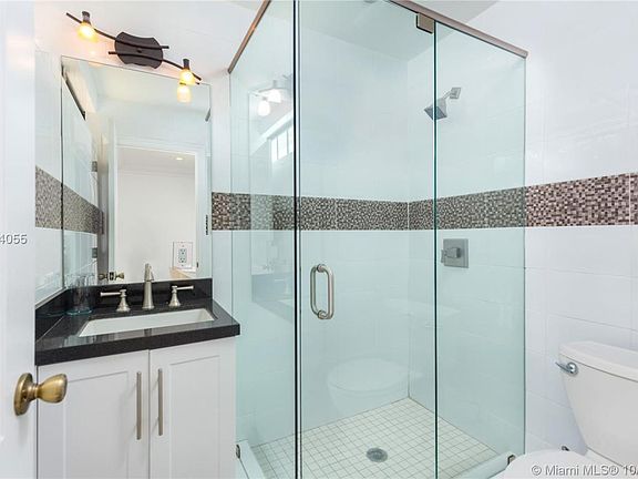 5th image of 110 N Hibiscus Dr #0
