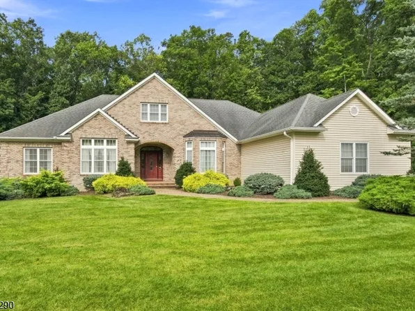 20 Eagles Nest Rd, Green Twp., NJ 07860
