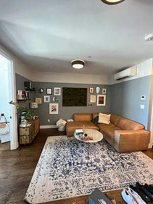 Rented by MySpaceNYC | media 43