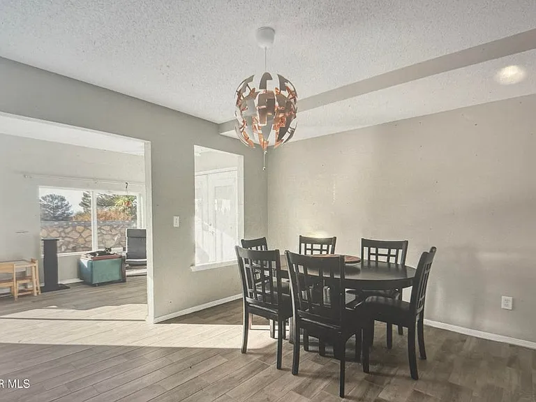 601 Alta Cumbre Pl — Photo 3