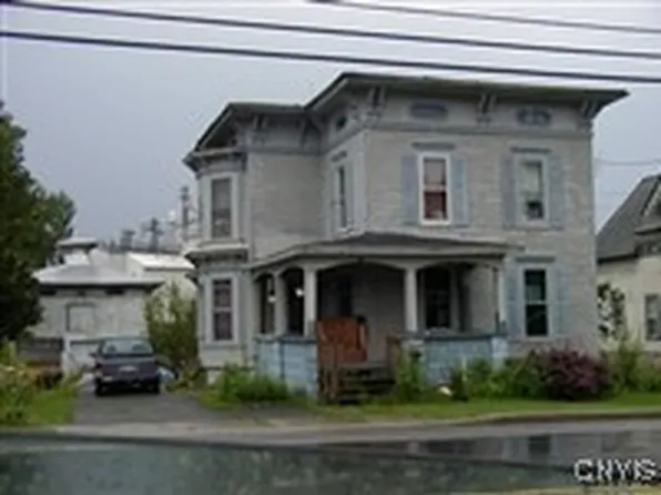 24 Main St, Philadelphia, NY 13673