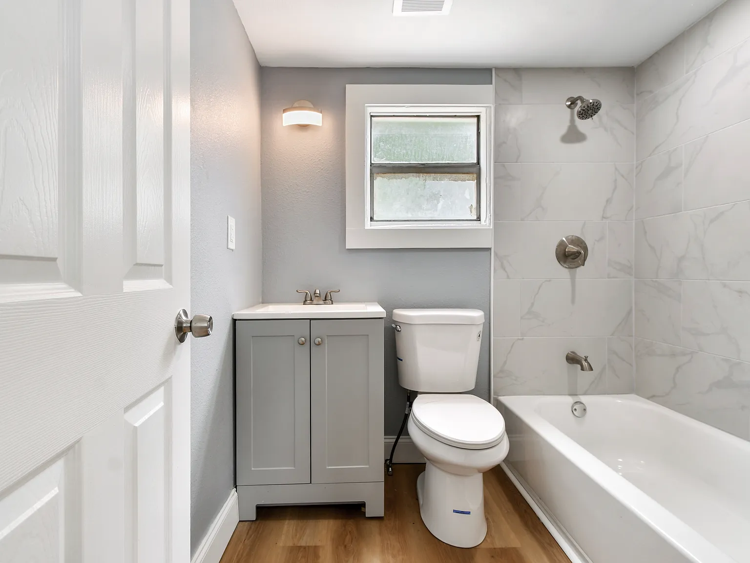 1 bed, 440 sqft, $1,600 — Photo 4