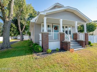 1323 Curry Rd, Schenectady, NY 12306