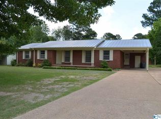 1614 Danville Rd SW, Decatur, AL 35601