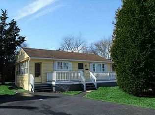 64 Fishermans Ave, Westerly, RI 02891