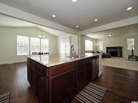 4th image of 3141 S Deer Meadow Dr
