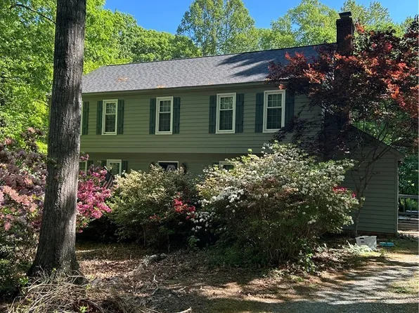 431 Pleasanthill Dr, North Chesterfield, VA 23236