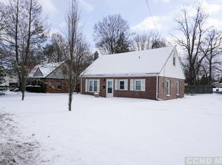 82 Grandview Ave, Catskill, NY 12414