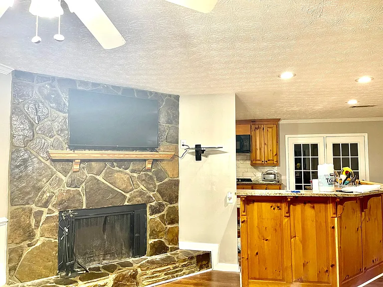 1462 Harbins Ridge Dr — Photo 17