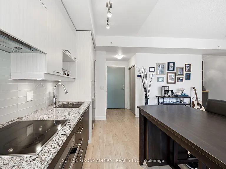 30 Nelson St #312 — Photo 8