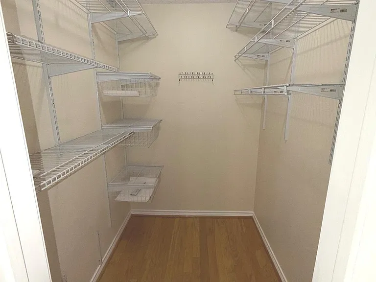 1534 Lincoln Way #204 — Photo 13