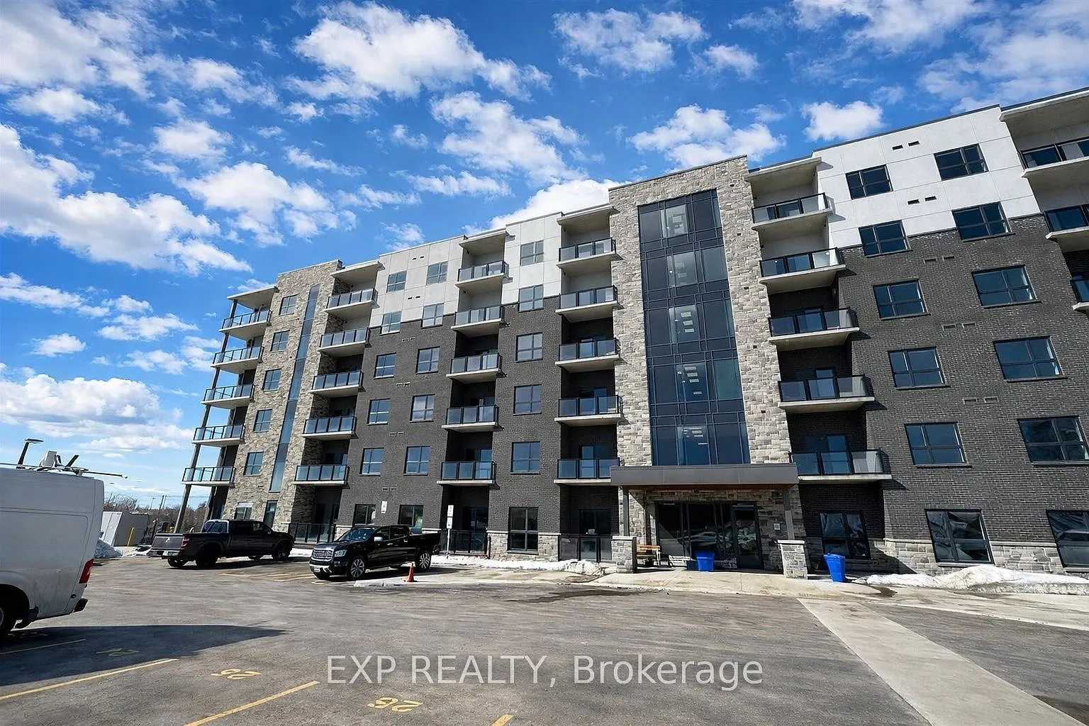 1000 Lackner Pl #611 photo 1
